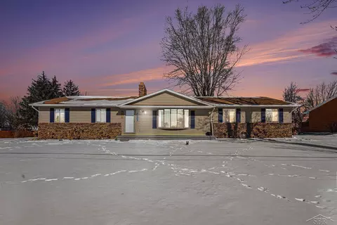 5402 W Farrand, Clio, MI 48420