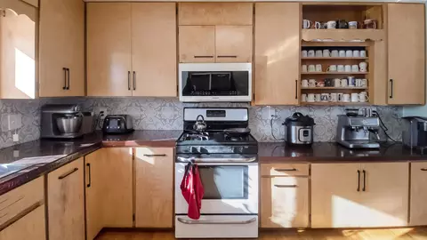 Kitchen - 8178 E Stockwell, Harrison, MI 48625 photo 4 of 9