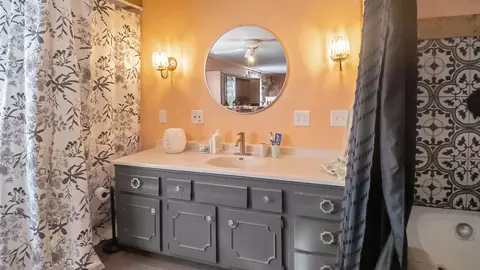 Bath - 8178 E Stockwell, Harrison, MI 48625 photo 8 of 12