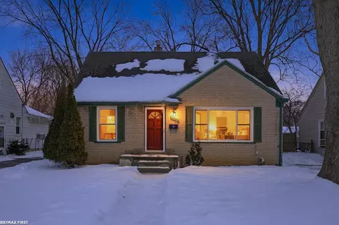 24660 Kipling, Oak Park, MI 48237