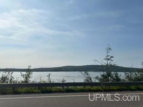 lot4 Lake Antoine, Iron Mountain, MI 49801