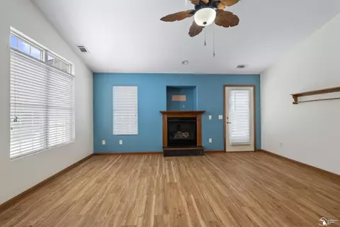 Living - 2410 Sutton, Temperance, MI 48182 photo 1 of 4