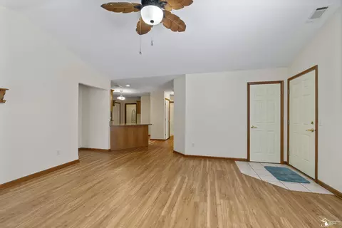 Living - 2410 Sutton, Temperance, MI 48182 photo 2 of 4