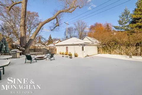 Exterior - 1264 Bishop, Grosse Pointe Park, MI 48230 photo 5 of 12