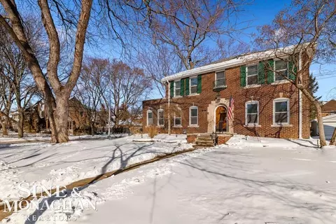 Exterior - 1264 Bishop, Grosse Pointe Park, MI 48230 photo 9 of 12