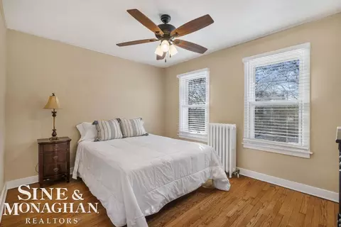 Bedroom - 1264 Bishop, Grosse Pointe Park, MI 48230 photo 3 of 5