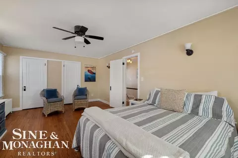 Bedroom - 1264 Bishop, Grosse Pointe Park, MI 48230 photo 2 of 5
