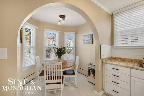 Dining - 1264 Bishop, Grosse Pointe Park, MI 48230 photo 3 of 4