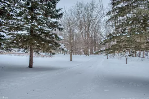 Other - 2850 Lyons, Owosso, MI 48867 photo 11 of 12