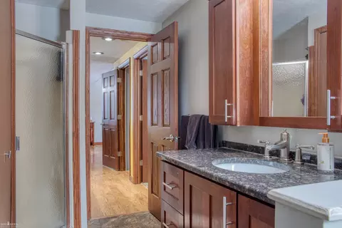 Bath - 2850 Lyons, Owosso, MI 48867 photo 3 of 4