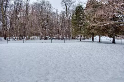 Exterior - 2850 Lyons, Owosso, MI 48867 photo 5 of 12