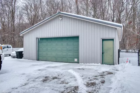 Exterior - 2850 Lyons, Owosso, MI 48867 photo 7 of 12