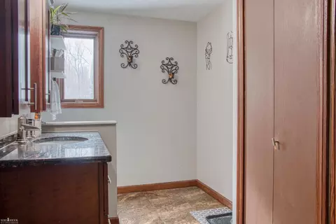 Bath - 2850 Lyons, Owosso, MI 48867 photo 1 of 4