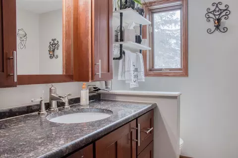 Bath - 2850 Lyons, Owosso, MI 48867 photo 2 of 4