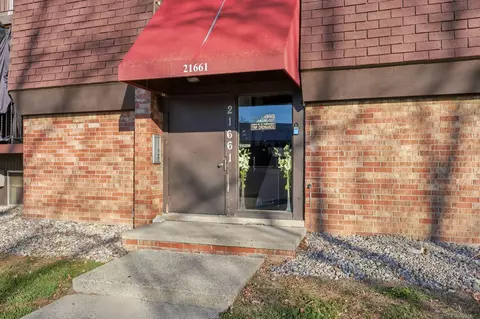 21661 Hillside, Clinton Township, MI 48035