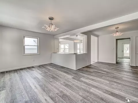 Dining - 5400 E Albain, Monroe, MI 48161 photo 1 of 3