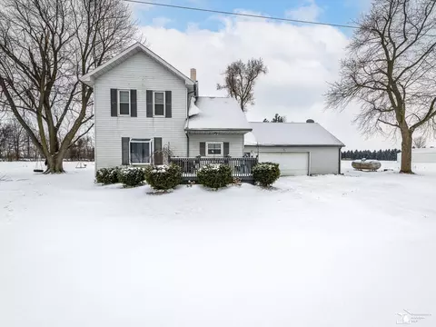 19135 Ida Ctr, Petersburg, MI 49270