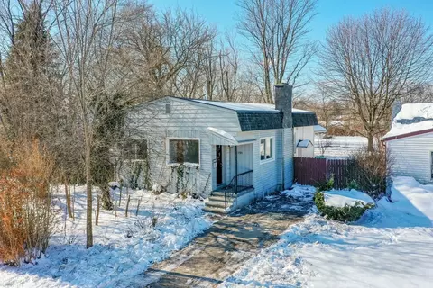 23391 Lawson, Warren, MI 48089