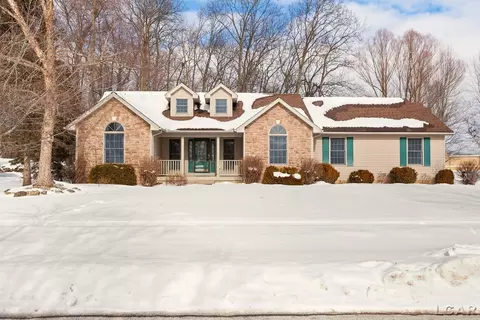 607 Red Maple, Tecumseh, MI 49286