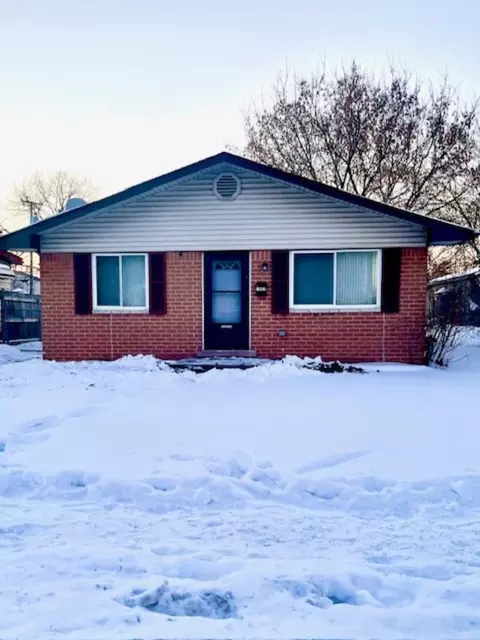 28059 Schram, Roseville, MI 48066