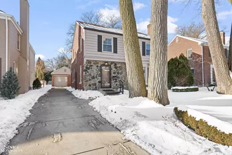 419 Maison, Grosse Pointe Farms, MI 48236 photo 45