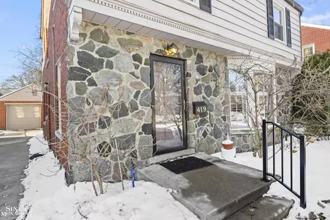 419 Maison, Grosse Pointe Farms, MI 48236 photo 2