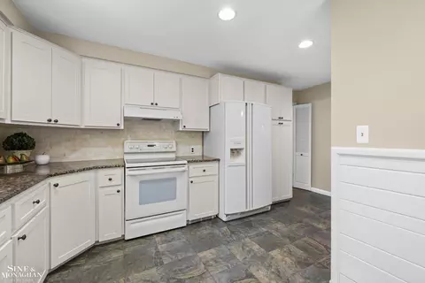 419 Maison, Grosse Pointe Farms, MI 48236 photo 9