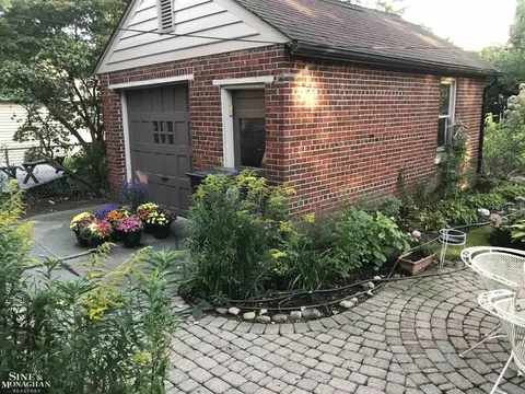 419 Maison, Grosse Pointe Farms, MI 48236 photo 41