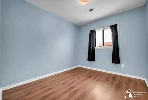 9255 Syracuse, Taylor, MI 48180 photo 12