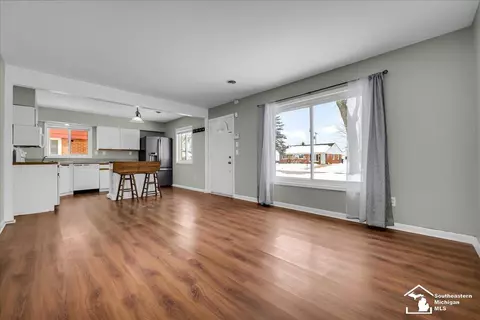 9255 Syracuse, Taylor, MI 48180 photo 5