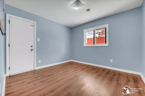 9255 Syracuse, Taylor, MI 48180 photo 17
