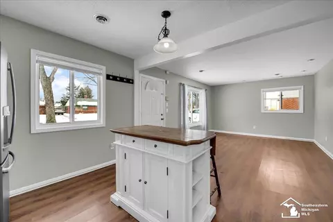 9255 Syracuse, Taylor, MI 48180 photo 10