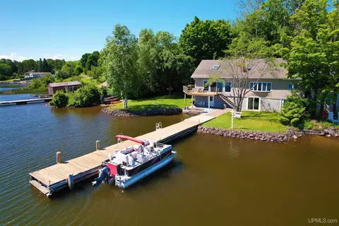 52170 Canal, Houghton, MI 49931