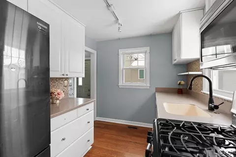 Kitchen - 706 N Evans, Tecumseh, MI 49286 photo 3 of 3