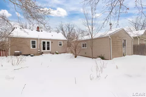 Exterior - 706 N Evans, Tecumseh, MI 49286 photo 2 of 2