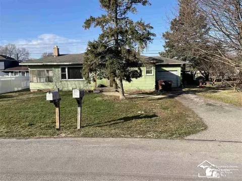 4385 Dixon, Newport, MI 48166