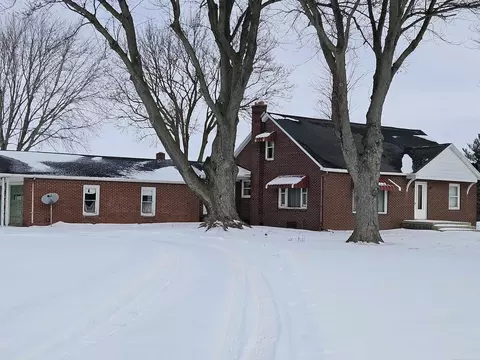 365 E Peck, Peck, MI 48466
