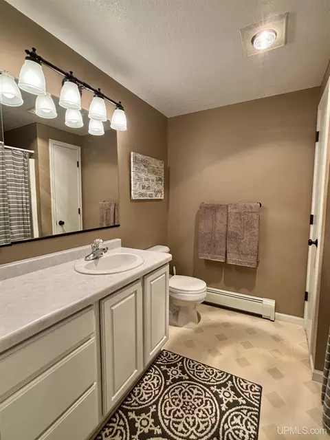 Bath - 235 Balsam, Ishpeming, MI 49849 photo 5 of 8
