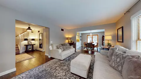 Living - 235 Balsam, Ishpeming, MI 49849 photo 6 of 7