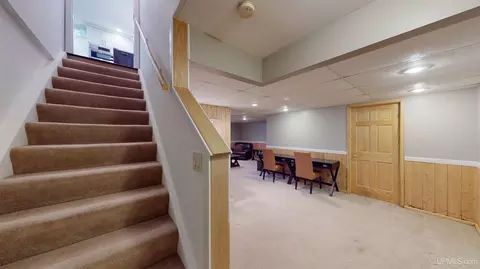 Entry Way - 235 Balsam, Ishpeming, MI 49849 photo 4 of 4