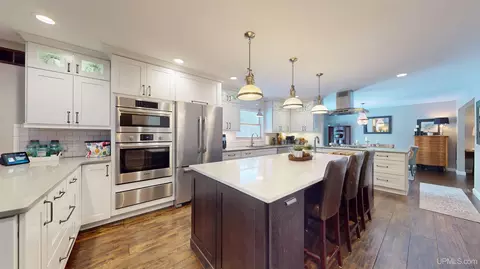 Kitchen - 235 Balsam, Ishpeming, MI 49849 photo 4 of 9