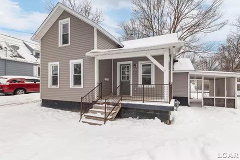 822 Elm, Adrian, MI 49221