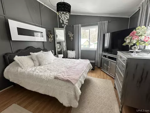 Bedroom - 18 Partridge, Ishpeming, MI 49849 photo 4 of 4