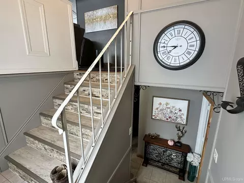 Entry Way - 18 Partridge, Ishpeming, MI 49849 photo 1 of 1
