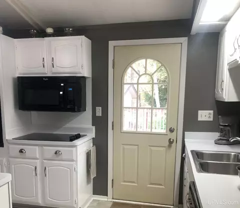 Kitchen - 18 Partridge, Ishpeming, MI 49849 photo 3 of 4