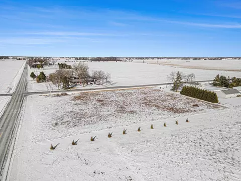 Pierce, Saginaw, MI 48604