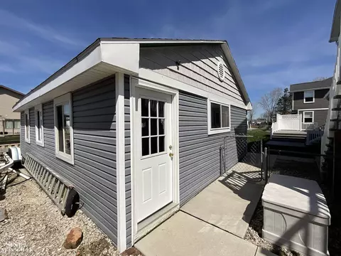 Exterior - 7846 Stark, Clay, MI 48001 photo 10 of 12