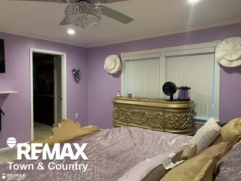 Bedroom - 1260 Springborrow, Flint, MI 48532 photo 5 of 6