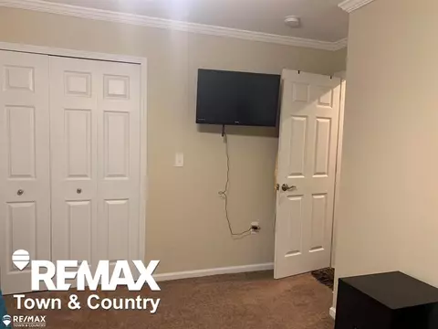 Bedroom - 1260 Springborrow, Flint, MI 48532 photo 1 of 6