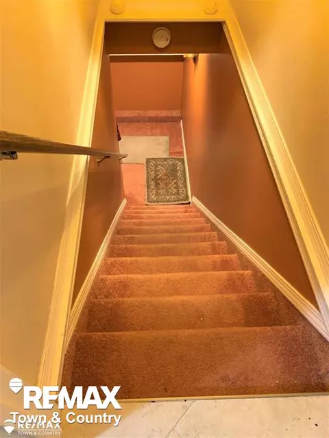 Entry Way - 1260 Springborrow, Flint, MI 48532 photo 4 of 4